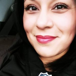 Meet your Posher, Angelica